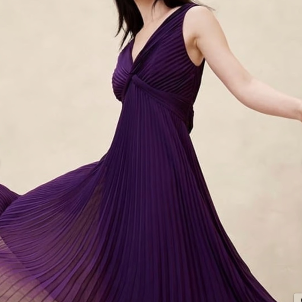 NWT Banana Republic Factory Chiffon Pleated Midi Dress in Deep Highland Purple
